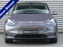 Grijs, metallic lak Gebruikt 2021 Tesla Model Y Long Range SUV | € 32.900 (Goede deal)