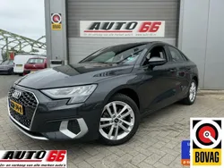 Grijs Gebruikt 2023 Audi A3 Comfort Sedan | € 32.995 (Eerlijke prijs)