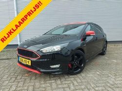 Zwart Gebruikt 2018 Ford Focus ST-Line Hatchback | € 13.888 (Goede deal)