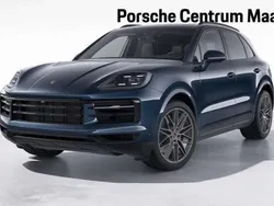 Algarve blauw metallic Gebruikt 2024 Porsche Cayenne SUV | € 117.750 (Goede deal)