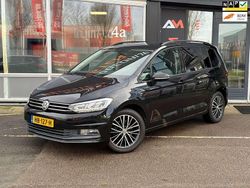 Zwart Gebruikt 2015 VW Touran Comfortline MPV | € 15.950 (Eerlijke prijs)