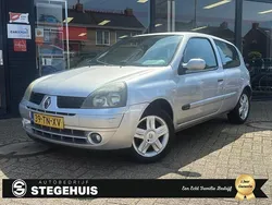 Grijs Gebruikt 2006 Renault Clio II Hatchback | € 1.500 (Goede deal)