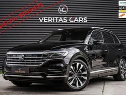 Zwart Gebruikt 2022 VW Touareg Elegance SUV | € 52.950