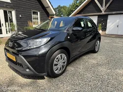 Zwart Gebruikt 2023 Toyota Aygo Play Hatchback | € 15.750 (Goede deal)