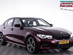 Rood Gebruikt 2022 BMW 330 Basis Sedan | € 32.900 (Super prijs)