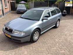 Grijs Gebruikt 2005 Skoda Octavia Classic Stationwagen | € 2.880 (Eerlijke prijs)