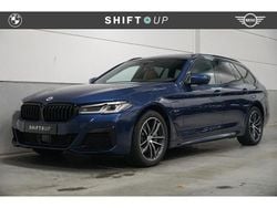 Blauw Gebruikt 2022 BMW 530 M Sport Stationwagen | € 39.940 (Eerlijke prijs)