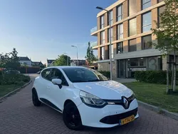 Wit Gebruikt 2014 Renault Clio IV Expression Hatchback | € 3.699 (Iets duurder)