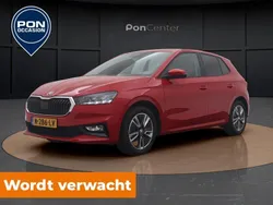 Rood Gebruikt 2022 Skoda Fabia Ambition Hatchback | € 18.950 (Goede deal)