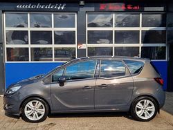 Grijs Gebruikt 2015 Opel Meriva MPV | € 10.995 (Eerlijke prijs)