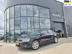 Zwart Gebruikt 2011 VW Jetta Comfortline Sedan | € 5.200 (Eerlijke prijs)