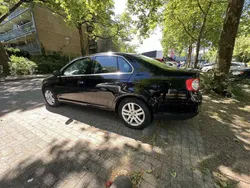Zwart Gebruikt 2006 VW Jetta Comfortline Sedan | € 2.200 (Duur)