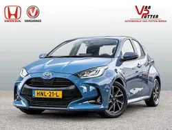 Blauw Gebruikt 2021 Toyota Yaris Hybrid Business Edition Hatchback | € 19.950 (Eerlijke prijs)