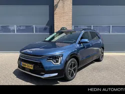 Blauw, metallic lak Nieuw 2025 Kia Niro 2 SUV | € 39.945 (Goede deal)