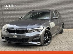 Grijs Gebruikt 2021 BMW 330 M Sport Stationwagen | € 37.995 (Iets duurder)