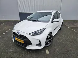 Gebruikt 2022 Toyota Yaris Hybrid Active | € 22.999 (Goede deal)