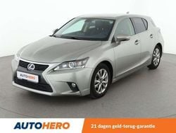 Grijs Gebruikt 2015 Lexus CT200h Executive Line Hatchback | € 15.149 (Eerlijke prijs)