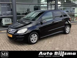 Zwart Gebruikt 2009 Mercedes B180 Business MPV | € 4.499 (Eerlijke prijs)