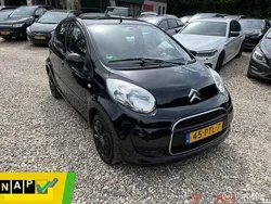 Zwart, metallic lak Gebruikt 2011 Citroën C1 Hatchback | € 4.999 (Iets duurder)