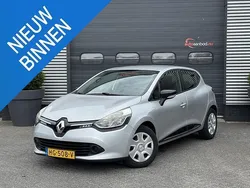 Grijs Gebruikt 2015 Renault Clio IV Expression Hatchback | € 3.990 (Eerlijke prijs)