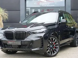 Zwart, metallic lak Gebruikt 2025 BMW X5 M Sport SUV | € 107.950 (Eerlijke prijs)