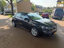 Zwart Gebruikt 2019 Renault Mégane IV Hatchback | € 11.999 (Goede deal)