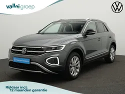 Grijs Gebruikt 2023 VW T-Roc Style SUV | € 32.950 (Eerlijke prijs)