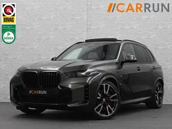 Groen, metallic lak Gebruikt 2024 BMW X5 M Sport SUV | € 102.850 (Iets duurder)