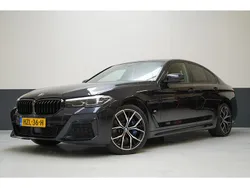 Zwart Gebruikt 2021 BMW 530 M Sport Sedan | € 31.995 (Eerlijke prijs)