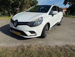 Wit Gebruikt 2016 Renault Clio GrandTour Zen Stationwagen | € 7.000 (Goede deal)