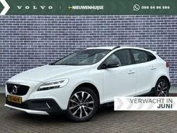 Wit Gebruikt 2018 Volvo V40 CC Dynamic Stationwagen | € 22.694 (Eerlijke prijs)