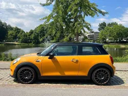 Oranje Gebruikt 2014 Mini Cooper Salt Hatchback | € 10.486 (Eerlijke prijs)