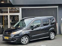 Zwart Gebruikt 2014 Ford Tourneo Connect Trend MPV | € 9.995