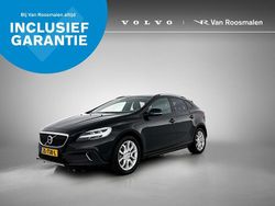 Zwart Gebruikt 2019 Volvo V40 Hatchback | € 22.450 (Eerlijke prijs)
