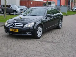 Zwart Gebruikt 2009 Mercedes C200 Avantgarde Sedan | € 6.950 (Eerlijke prijs)