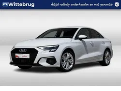 Wit, metallic lak Gebruikt 2023 Audi A3 Advanced Sedan | € 33.950 (Eerlijke prijs)