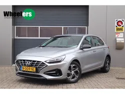 Grijs Gebruikt 2021 Hyundai i30 Comfort Hatchback | € 17.995 (Eerlijke prijs)