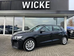 Zwart Gebruikt 2020 Audi A1 Sportback Basis Hatchback | € 21.900 (Goede deal)