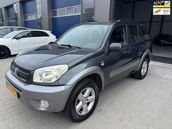Grijs Gebruikt 2004 Toyota RAV4 Sol SUV | € 6.950 (Eerlijke prijs)