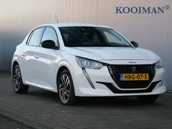 Wit Gebruikt 2023 Peugeot 208 Allure Hatchback | € 18.395 (Eerlijke prijs)