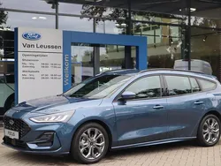 Blauw Gebruikt 2023 Ford Focus ST-Line Stationwagen | € 21.700 (Goede deal)