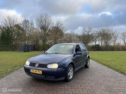 Blauw Gebruikt 2002 VW Golf IV Hatchback | € 895 (Eerlijke prijs)