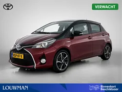 Rood Gebruikt 2017 Toyota Yaris Hybrid Limited Hatchback | € 17.445 (Eerlijke prijs)