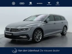 Grijs Gebruikt 2023 VW Passat Business+ Stationwagen | € 37.750 (Eerlijke prijs)