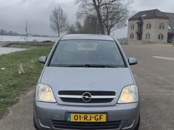 Grijs Gebruikt 2005 Opel Meriva MPV | € 2.200 (Iets duurder)