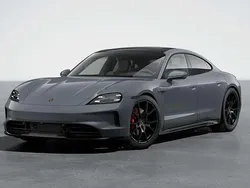 Grijs Nieuw 2025 Porsche Taycan GTS Sedan | € 191.368