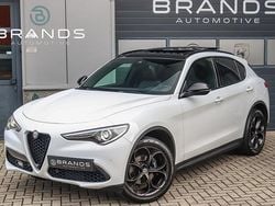 Wit Gebruikt 2018 Alfa Romeo Stelvio Super SUV | € 28.950 (Eerlijke prijs)