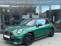 Groen Gebruikt 2024 Mini John Cooper Works Hatchback | € 34.950 (Eerlijke prijs)