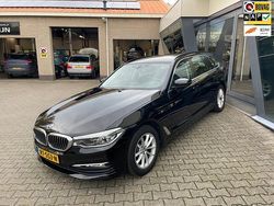 Zwart Gebruikt 2018 BMW 520 Executive Stationwagen | € 19.950 (Eerlijke prijs)
