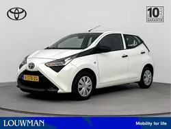 Wit Gebruikt 2022 Toyota Aygo Hatchback | € 12.950 (Super prijs)